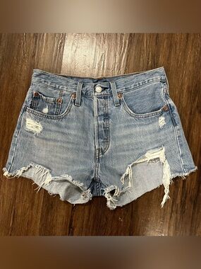 Levi’s 501 Cutoff Jean Shorts. Size 27
